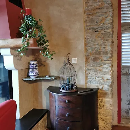 Дом отдыха Rustique De Charme Chez Santa E Pasqua San-Martino-di-Lota