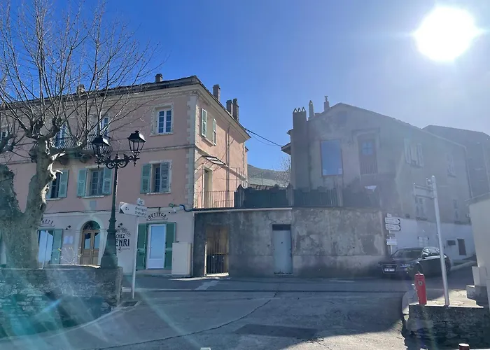 Rustique De Charme Chez Santa E Pasqua * San-Martino-di-Lota